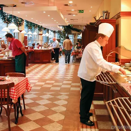Ibis Praha Mala Strana 