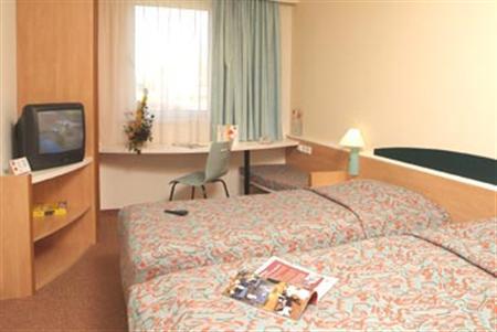 Ibis Mala Strana Готель Прага